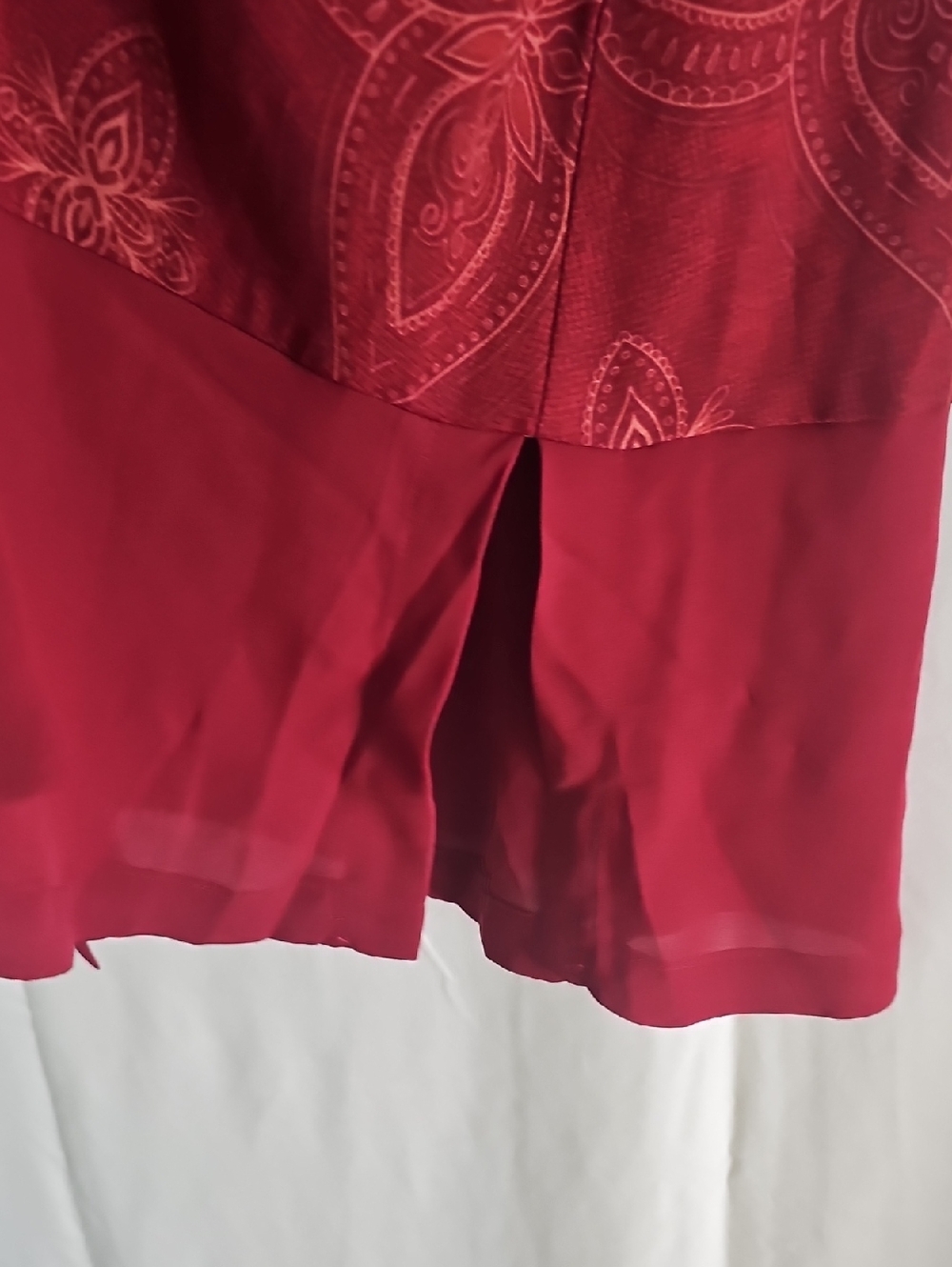 LuLaRoe Aurora Red Embroidered Paisley Kimono - Picture 2 of 6